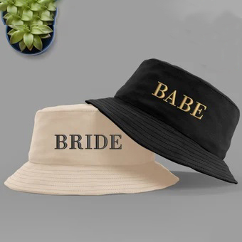 bucket hat of couples